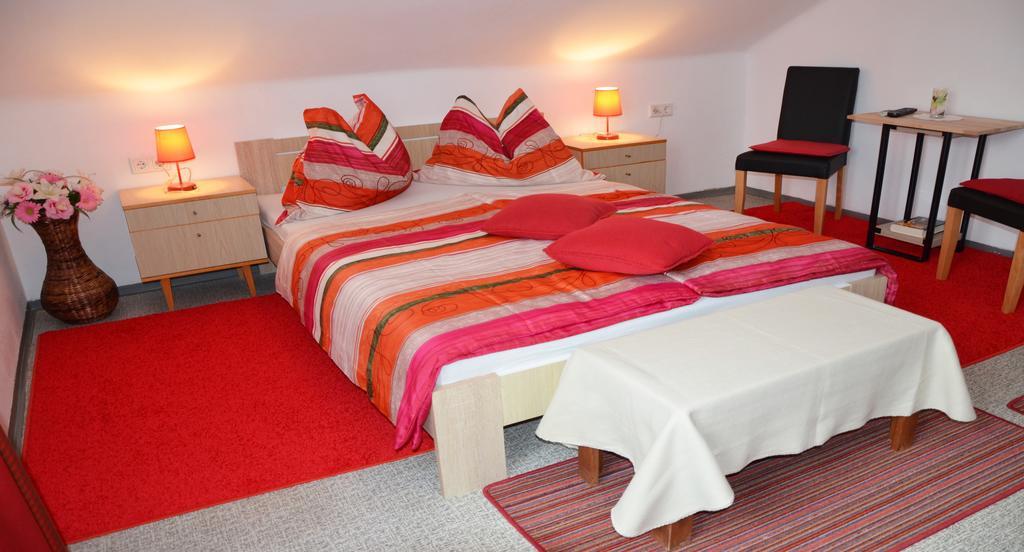 Gasthof-Pension Karawankenblick Pörtschach am Wörthersee Exteriör bild